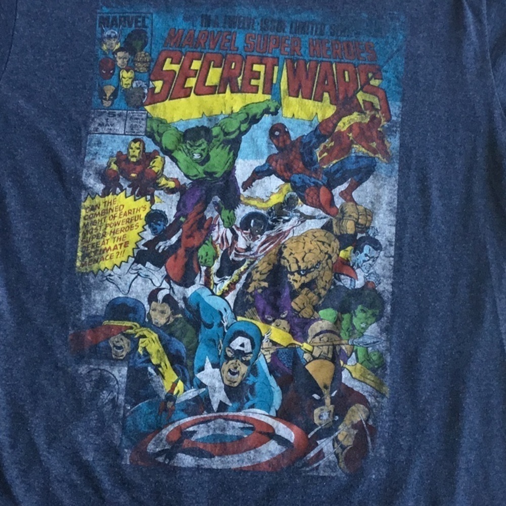 #1IN‎ A TWELVE LIMITED SERIES MARVEL SUPERHERO SECRET WARS TEES SIZE LARGE - Picture 2 of 6